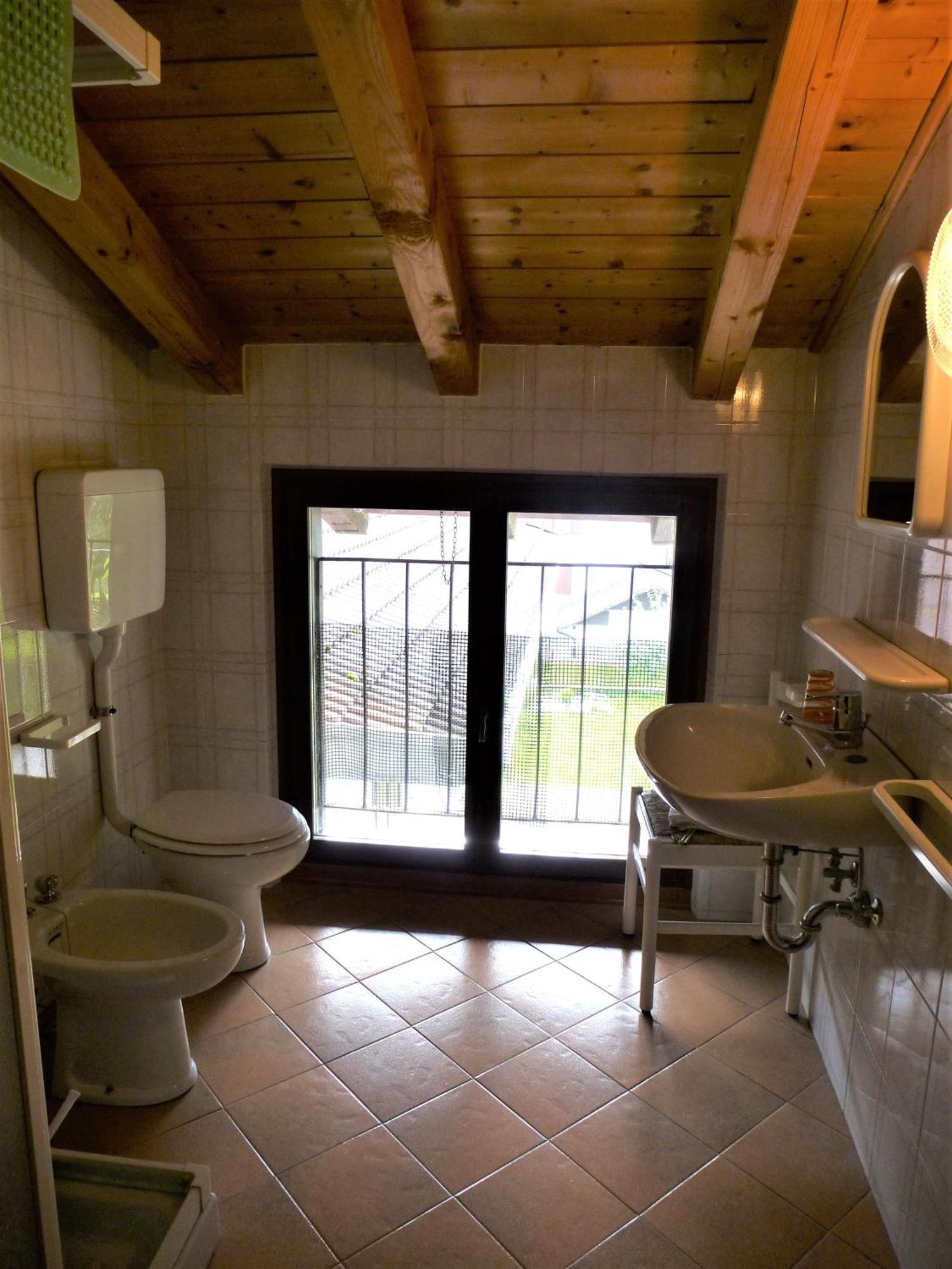 Casa Enrico Lägenhet Pieve Di Ledro Exteriör bild